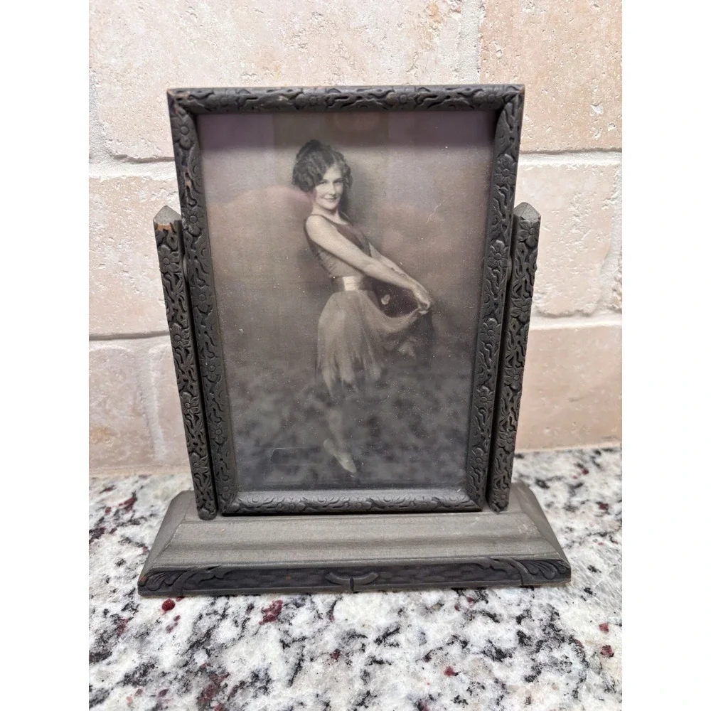 Antique 1920's Art Deco Swivel Picture Frame Gray Wood Berry Paint‎ Co Flawless